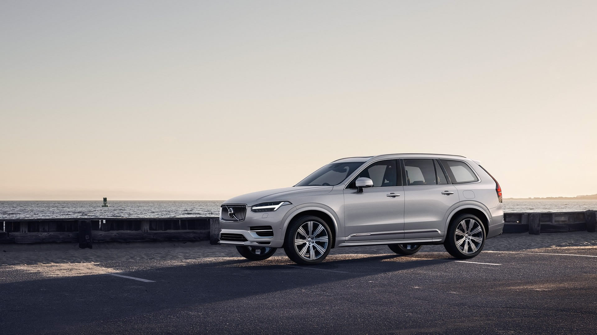 2021 xc90 store hybrid